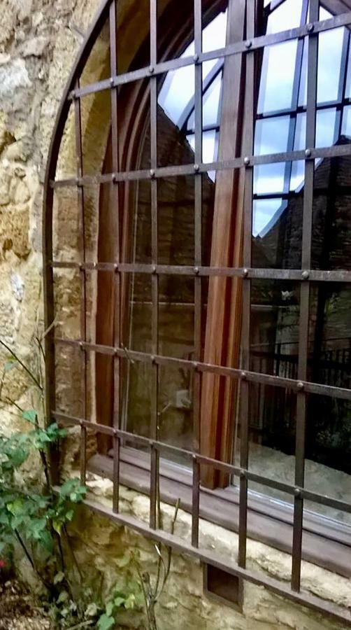 Au Coeur De Beynac, Une Maison De Caractere Avec Jardin Terrasse Екстериор снимка
