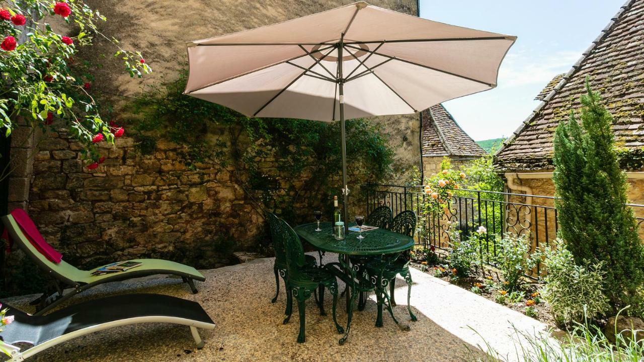 Au Coeur De Beynac, Une Maison De Caractere Avec Jardin Terrasse Екстериор снимка